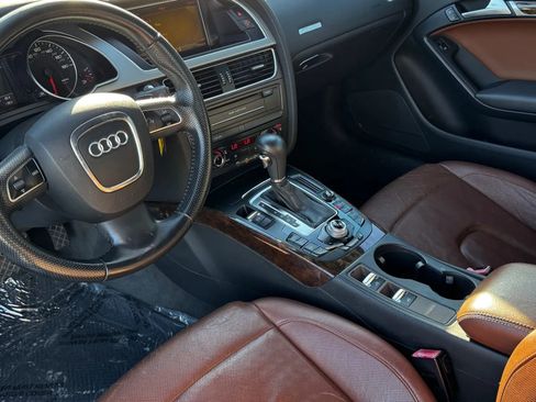 Used 2010 Audi A5 2.0T Premium Plus w/ Premium Plus Pkg image 16