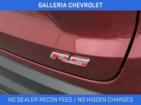 Used 2025 Chevrolet Trax RS w/ Sunroof Package image 4