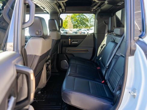 New 2025 GMC Hummer EV 3X image 13