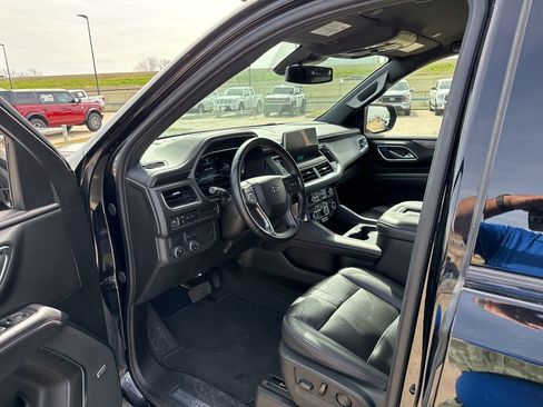 Used 2024 Chevrolet Suburban RST image 21