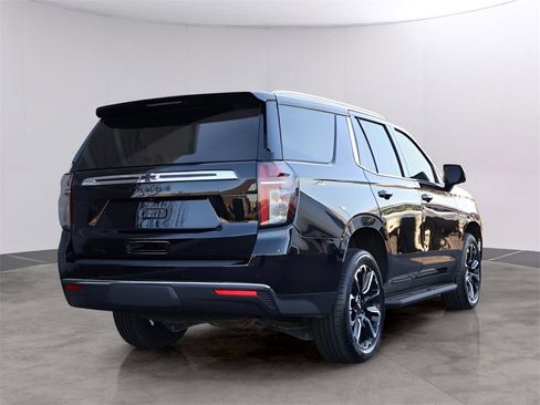 Used 2022 Chevrolet Tahoe LT w/ LT Signature Plus Package image 5