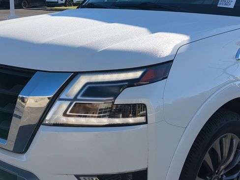 Used 2023 Nissan Armada Platinum w/ Captain's Chairs Package image 11