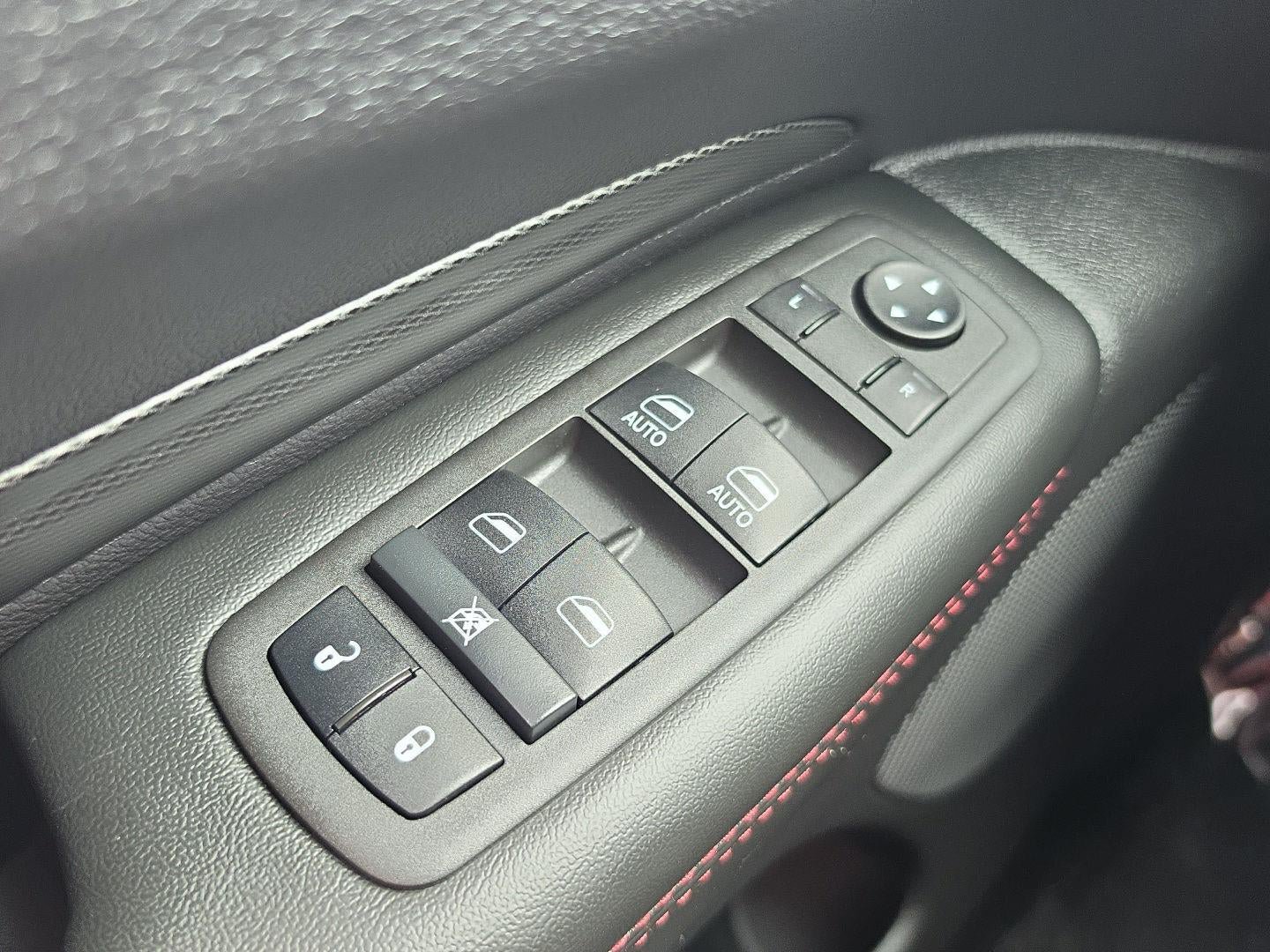Used 2022 Dodge Durango R/T w/ Blacktop Package AWD/4WD image 39