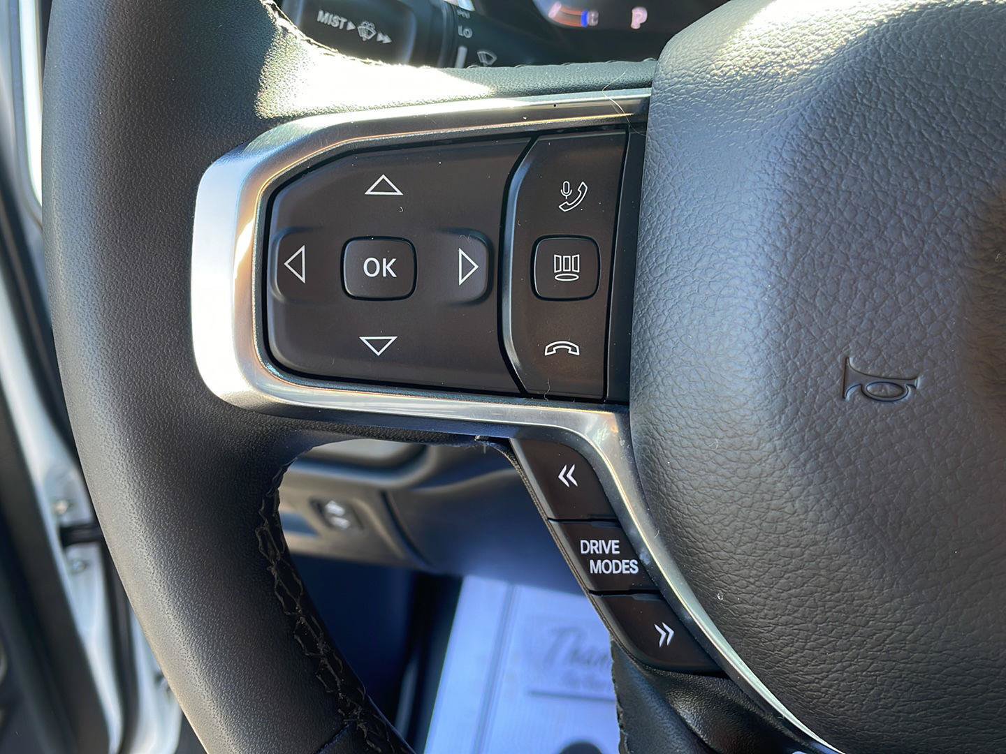 Used 2025 RAM 1500 Laramie w/ Night Edition AWD/4WD image 15