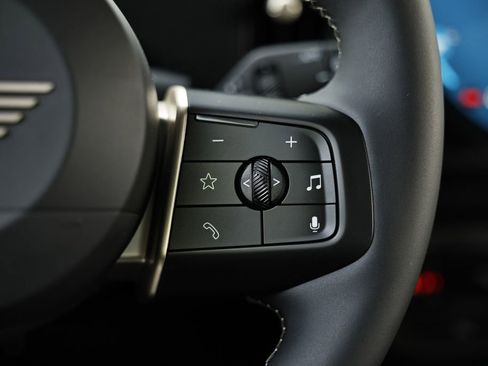 New 2026 MINI Cooper 2-Door Hardtop FWD image 31