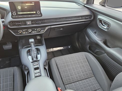 Certified 2023 Honda HR-V LX image 13