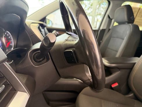 Used 2020 GMC Terrain SLE FWD image 40