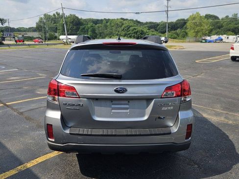Used 2011 Subaru Outback 2.5i Limited w/ PWR Moonroof Pkg AWD/4WD image 5