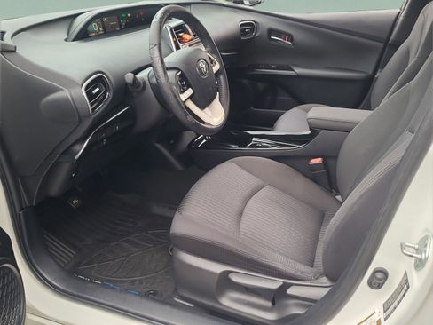 Certified 2017 Toyota Prius Prime Plus image 15