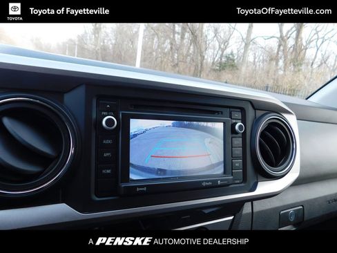 Used 2017 Toyota Tacoma SR5 image 10