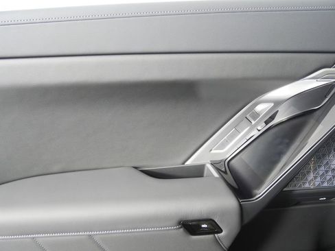 New 2026 BMW 760i xDrive image 14