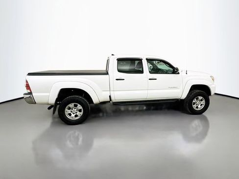 Used 2015 Toyota Tacoma 4x4 Double Cab image 8
