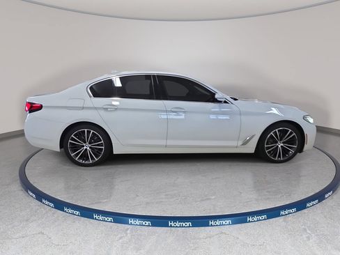 Used 2023 BMW 530i w/ Convenience Package RWD image 6