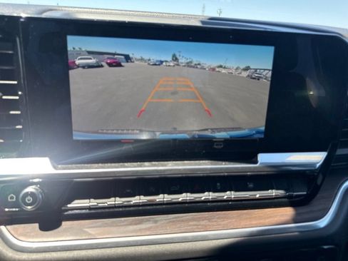 Certified 2025 GMC Sierra 1500 SLT AWD/4WD image 24
