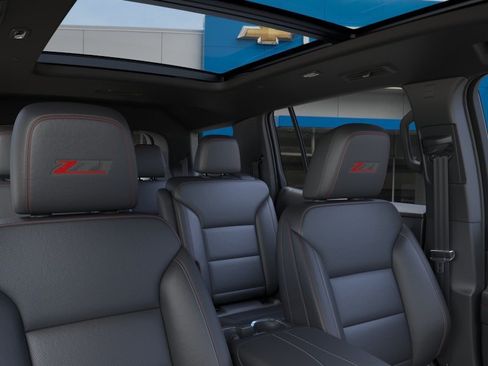 Used 2026 Chevrolet Traverse Z71 AWD/4WD image 24