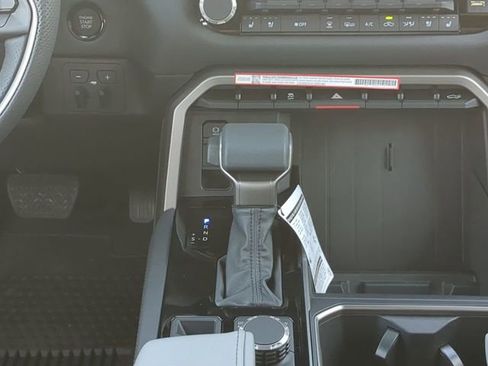 New 2026 Toyota Tundra Limited AWD/4WD image 19