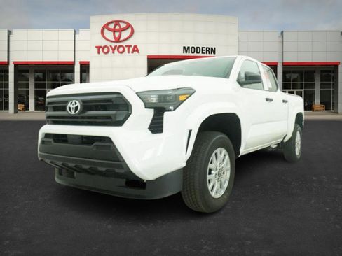 New 2026 Toyota Tacoma SR image 4