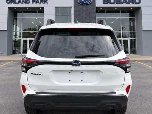 Used 2026 Subaru Forester Premium AWD/4WD image 6