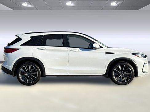 Used 2024 INFINITI QX50 Sport image 7