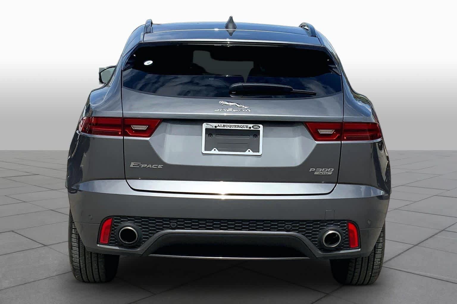 Used 2018 Jaguar E-PACE R-Dynamic SE AWD/4WD image 5