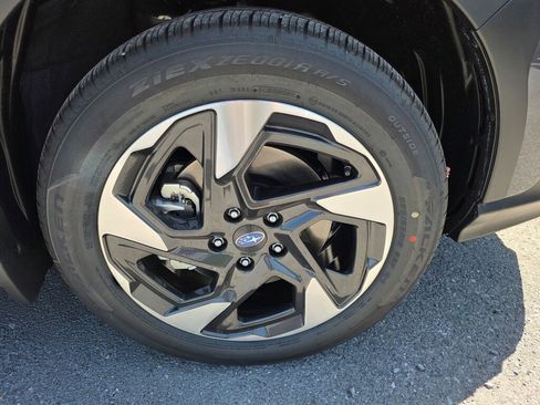 New 2025 Subaru Crosstrek 2.5i Limited w/ Popular Package #4A image 6