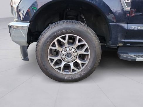 Certified 2022 Ford F250 Lariat w/ Lariat Ultimate Package image 9