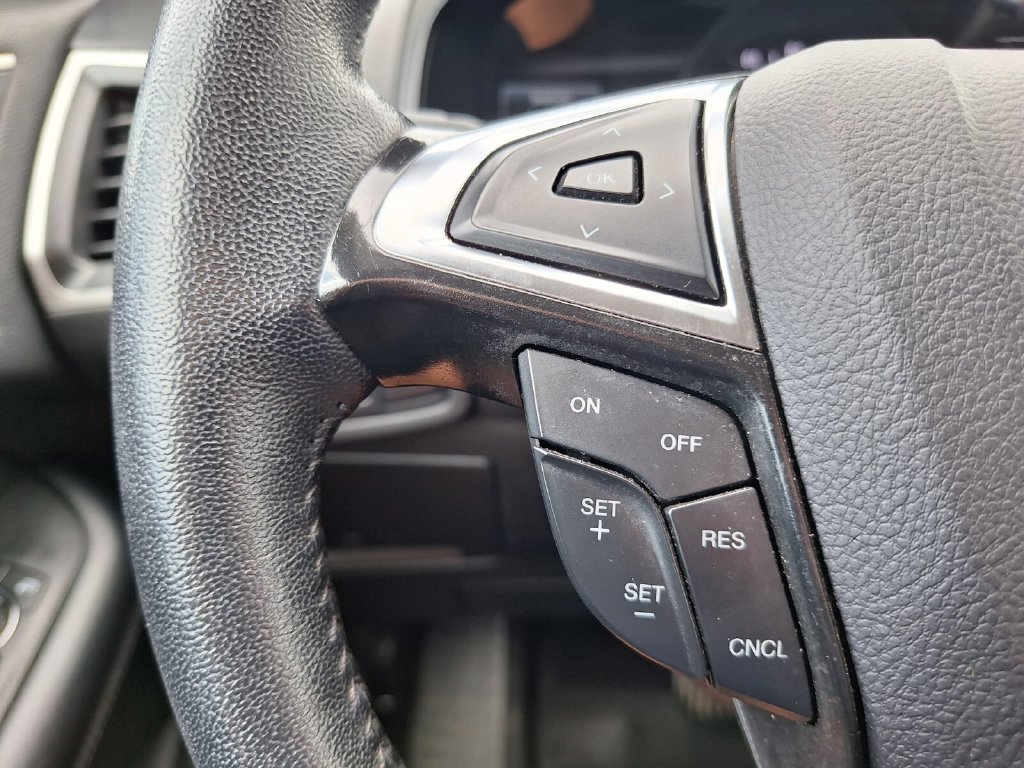 Used 2024 Ford Edge SEL AWD/4WD image 21