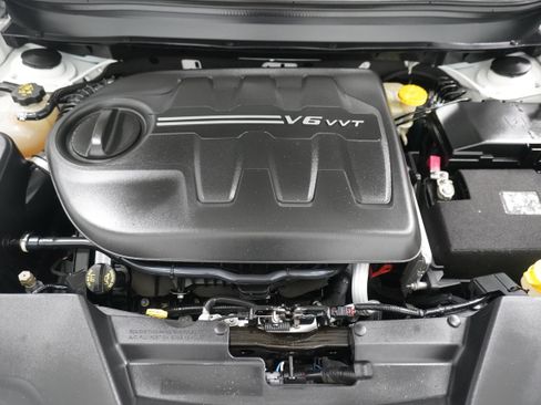 Used 2016 Jeep Cherokee Limited image 27