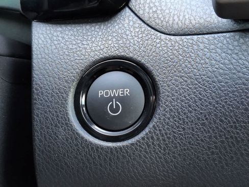 Used 2026 Toyota Camry SE FWD image 25