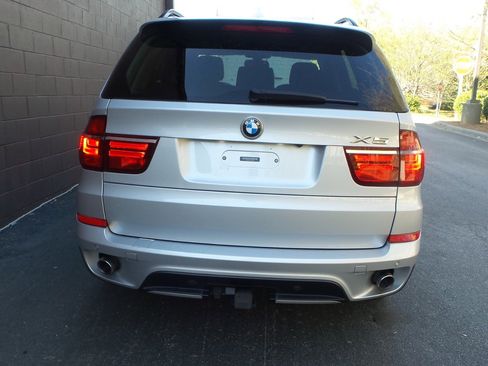 Used 2012 BMW X5 xDrive35d image 39