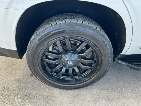 Used 2021 GMC Yukon Denali image 10