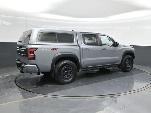 Used 2025 Nissan Frontier PRO-4X AWD/4WD image 3