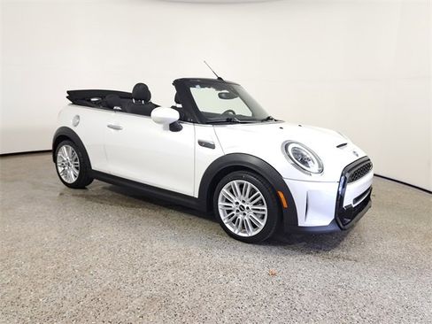 Used 2024 MINI Cooper S image 4