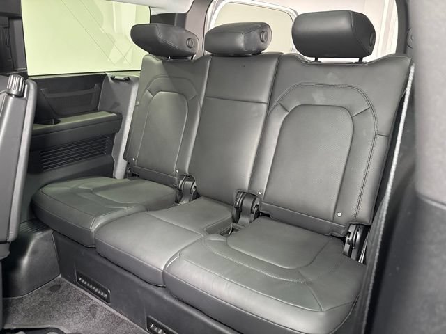 Used 2025 Land Rover Defender 130 S AWD/4WD image 28