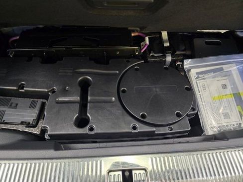 Used 2025 Audi Q7 3.0T Premium Plus image 43