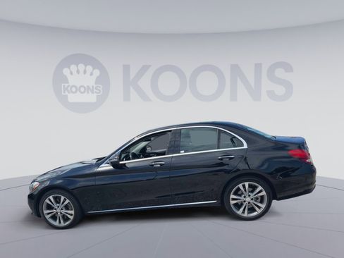 Used 2017 Mercedes-Benz C 300 4MATIC Sedan image 8