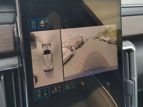 New 2026 GMC Acadia Denali w/ Super Cruise Package image 32