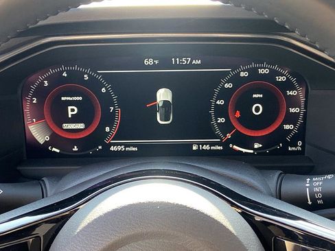 Certified 2024 Nissan Z Performance w/ Heritage Edition image 13