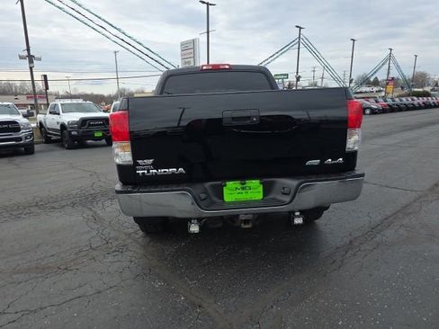 Used 2011 Toyota Tundra Grade w/ SR5 Pkg image 7