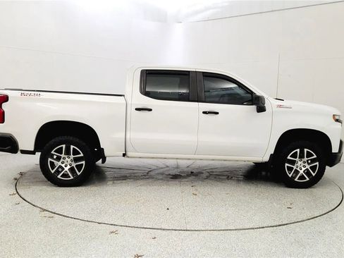 Used 2020 Chevrolet Silverado 1500 LT Trail Boss image 8