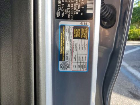 Used 2020 Kia Sorento L FWD image 30
