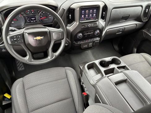 Used 2023 Chevrolet Silverado 1500 Custom image 5