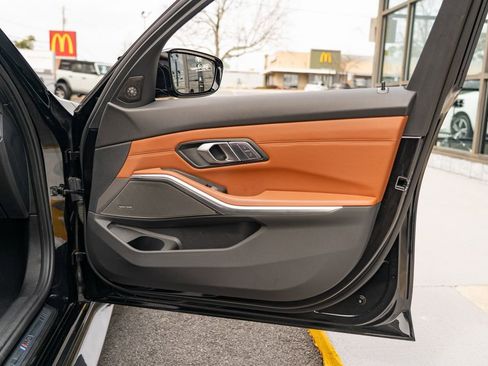 Used 2025 BMW M3 Competition image 20