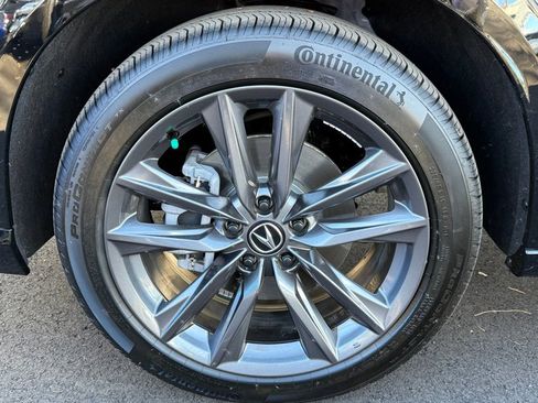 Certified 2025 Acura ADX A-Spec image 13