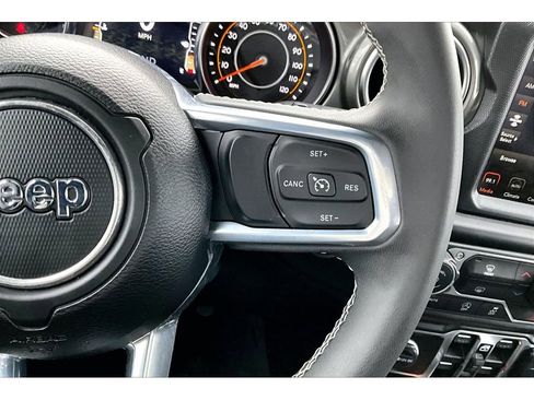 Used 2023 Jeep Wrangler Sahara image 25