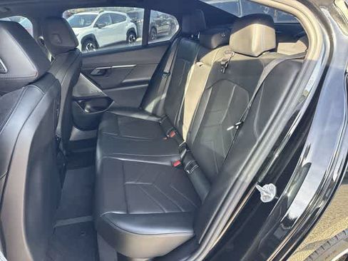 Used 2026 BMW 530i RWD image 18