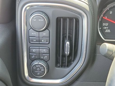 Used 2020 Chevrolet Silverado 1500 RST w/ All-Star Edition AWD/4WD image 17