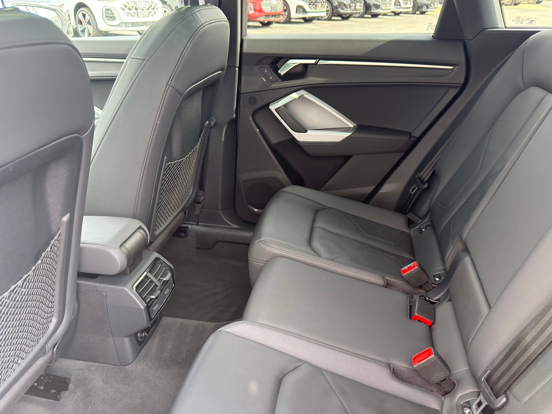 Used 2021 Audi Q3 2.0T Premium w/ Convenience Package AWD/4WD image 29
