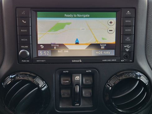 Used 2017 Jeep Wrangler Unlimited Sahara AWD/4WD image 18