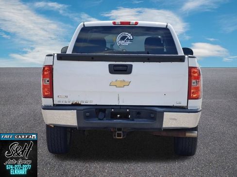 Used 2010 Chevrolet Silverado 1500 LS AWD/4WD image 13